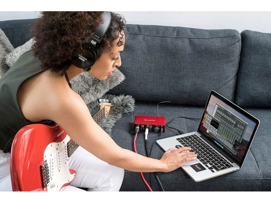 Focusrite Scarlett Solo Studio (3rd Generation) Home recording