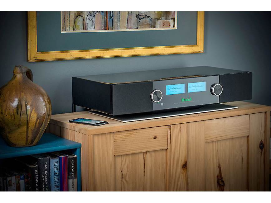 McIntosh RS200 Wireless speaker system with Apple® AirPlay® 2