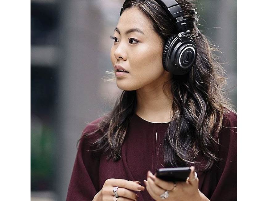 Audio-Technica ATH-M50xBT Over-ear wireless Bluetooth® headphones
