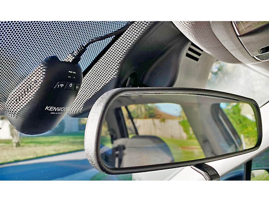 Kenwood DRV-A700WDP Compact HD dash cam with Wi-Fi and GPS