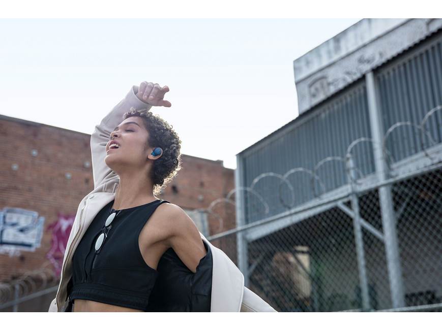 Sony WF-XB700 (Black) True wireless headphones with EXTRA BASS