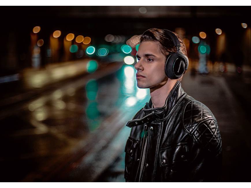 Bowers & Wilkins PX7 Wireless (Special Carbon Edition) Over-ear