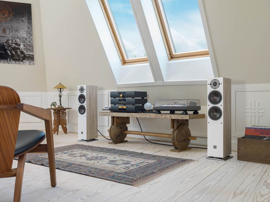 DALI Oberon 5 (Light Oak) Floor-standing speaker (Light Oak) at