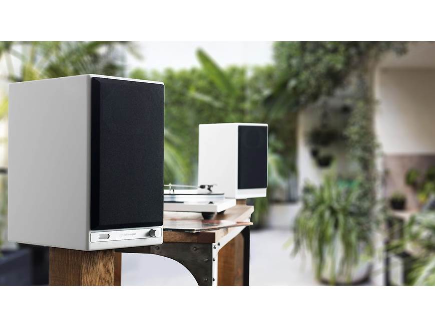 Audioengine HD6 (White) Powered stereo speakers with Bluetooth