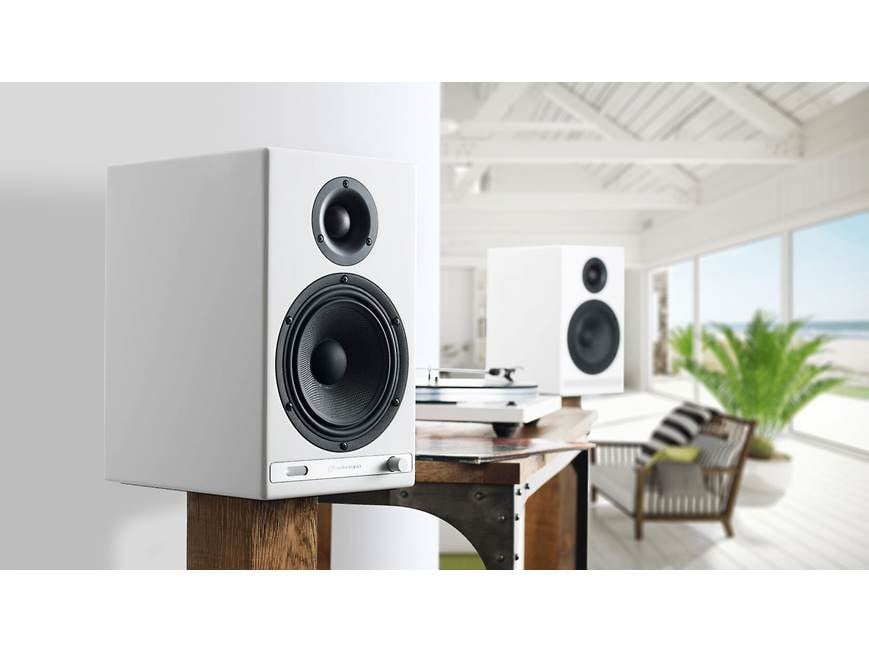 Audioengine HD6 (White) Powered stereo speakers with Bluetooth