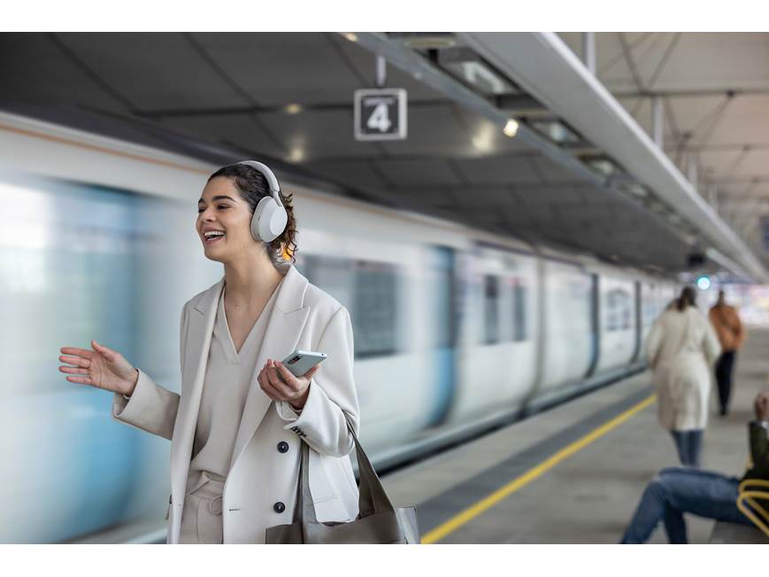 Sony WH-1000XM5 (Silver) Over-ear Bluetooth® wireless noise