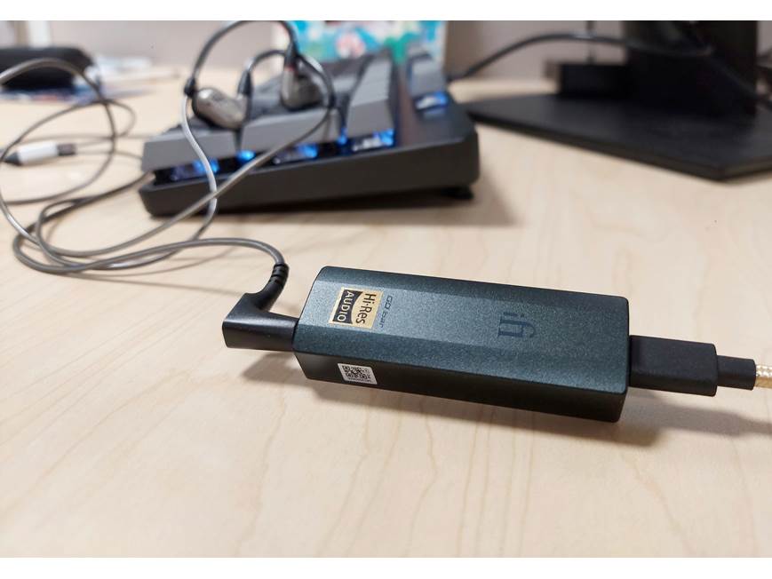 iFi GO bar Portable USB DAC/headphone amplifier, compatible with