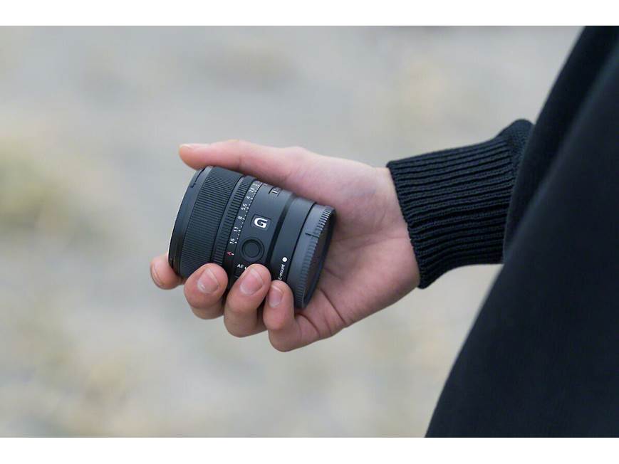 Sony SEL15F14G 15mm f/1.4 Wide-angle prime lens for APS-C sensor