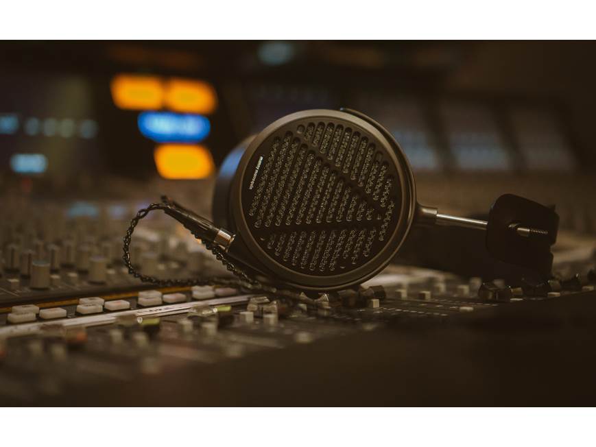 Audeze MM-500 (Manny Marroquin Series) Open-back planar magnetic