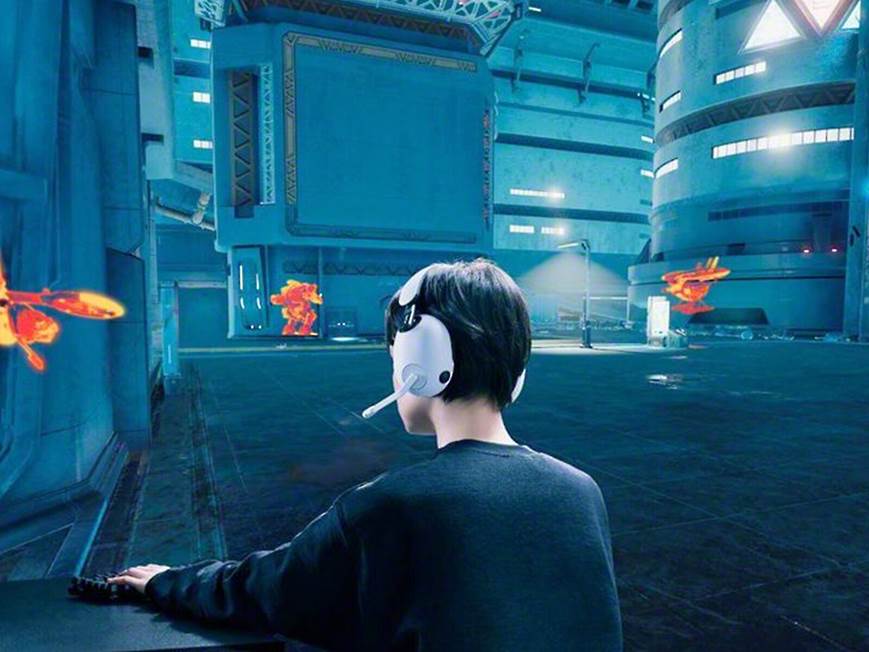 Sony INZONE H7 Over-ear wireless gaming headset with Bluetooth