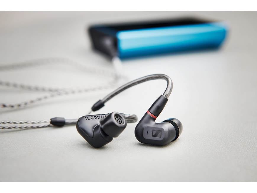 Sennheiser IE 200 (Black) Wired in-ear monitor headphones (Black