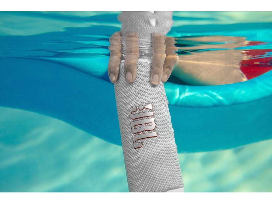 JBL Flip 6 (White) Waterproof portable Bluetooth® speaker (White