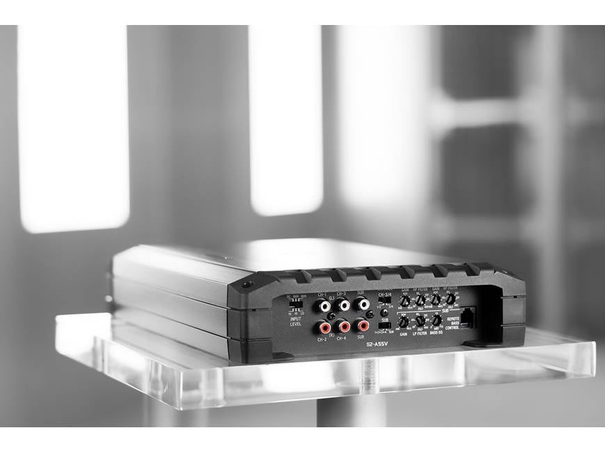 Kicker 46CXA800.1T vs Alpine S2-A55V