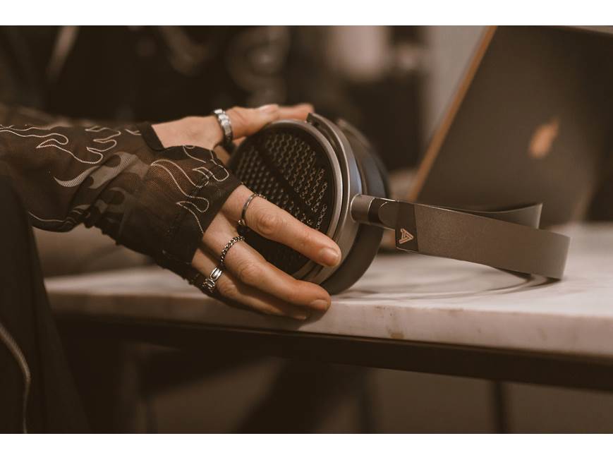 Audeze MM-100 (Manny Marroquin Series) Open-back planar magnetic