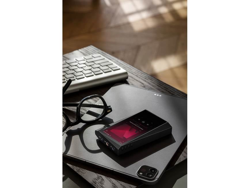 Astell&Kern A&norma SR35 High-resolution portable music player