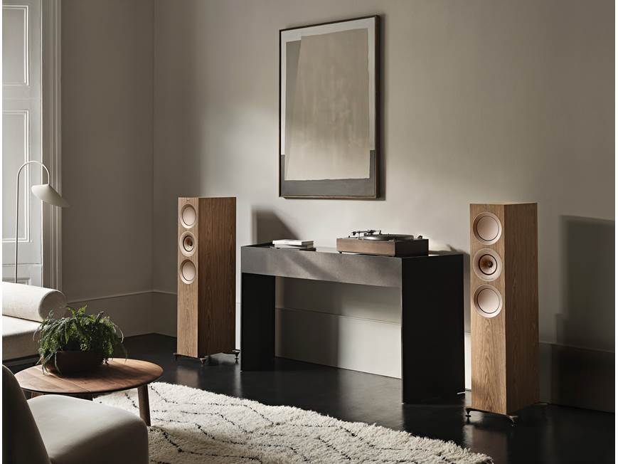KEF R7 Meta (Walnut) Floorstanding speaker (Walnut) at Crutchfield