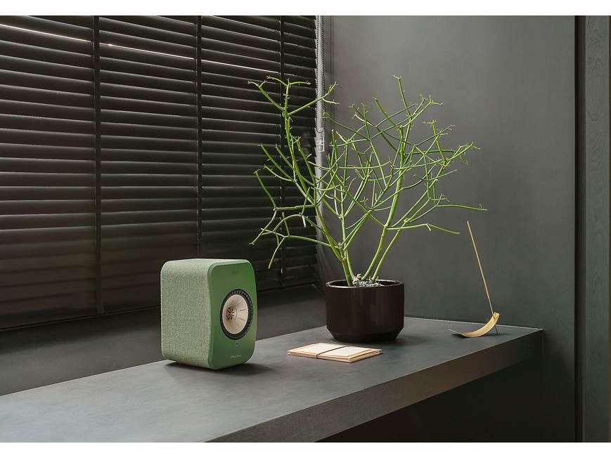 KEF LSX II (Olive Green, Fabric) Powered speakers with Wi-Fi