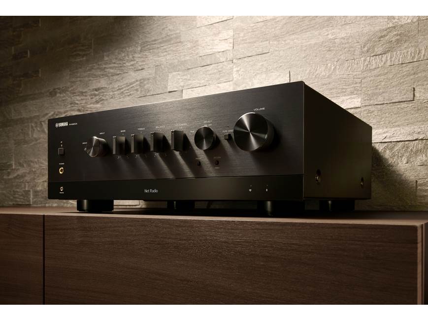 Yamaha R-N800A (Black) Stereo receiver with Wi-Fi, Bluetooth® and