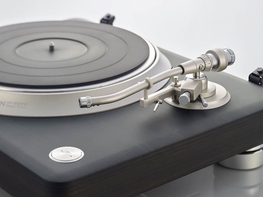 Denon DP-3000NE Manual direct-drive turntable at Crutchfield