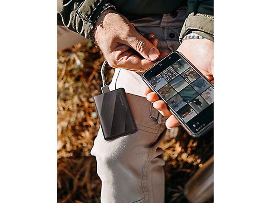 Samsung T9 (4TB) Portable SSD with USB 3.2 Gen 2x2 (4TB) at