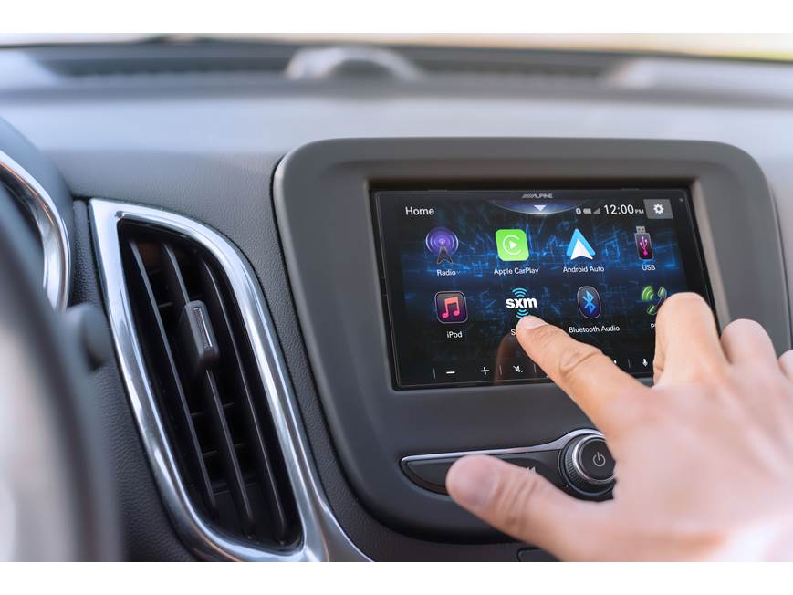Alpine iLX-W670-S and Mono Amp Package Includes iLX-W670-S