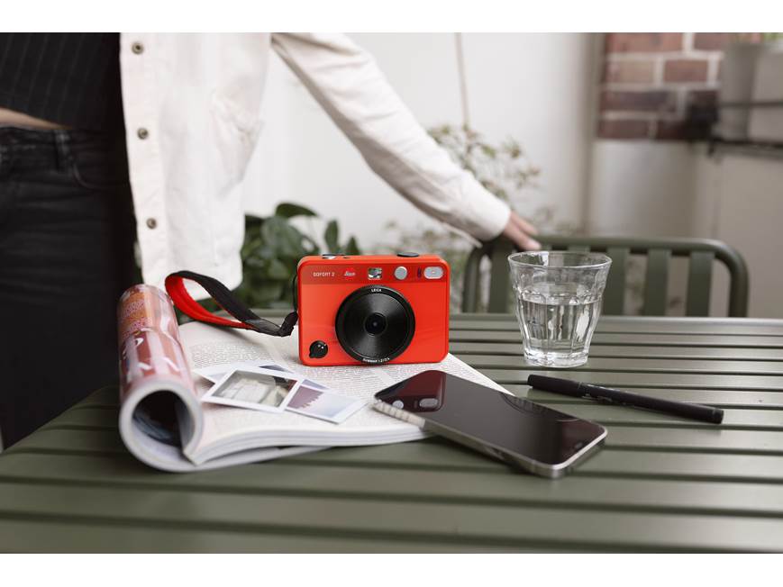 Leica Sofort 2 (Red) Hybrid instant camera with print function and
