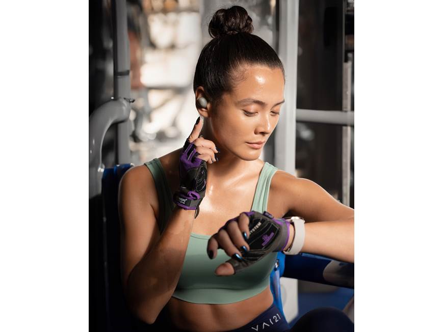 Sennheiser Momentum Sport (Olive) Wireless noise-canceling earbuds