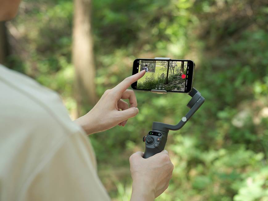DJI Osmo Mobile 6 Handheld gimbal mount for smartphones at Crutchfield