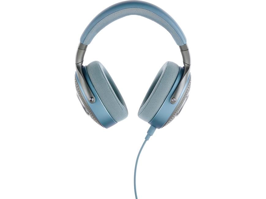 Focal Azurys Closed-back wired over-ear headphones at Crutchfield