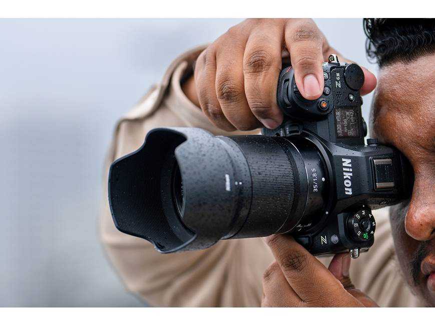 Nikon Z 6III Zoom Lens Kit 24.5-megapixel full-frame mirrorless