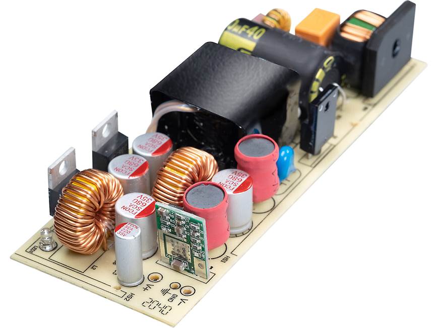 iFi iPower Elite (15V) Audiophile-grade AC-to-DC power supply at