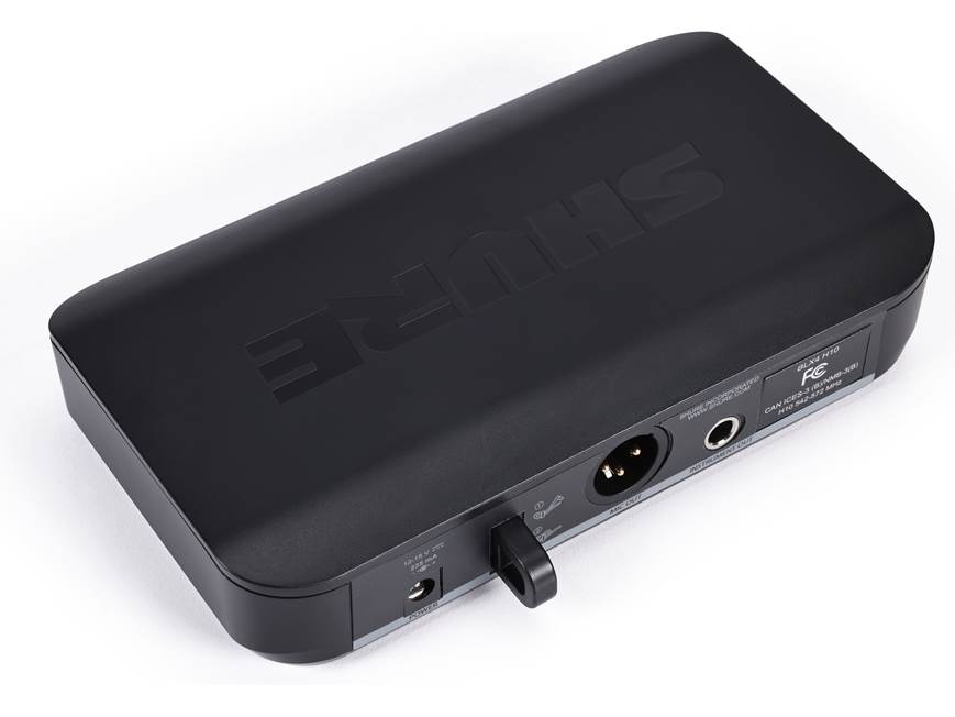 Shure BLX24/SM58 (596 to 616 MHz, Band J11) Handheld wireless