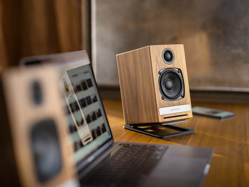 Audioengine DS1M Desktop stands for select Audioengine speakers at