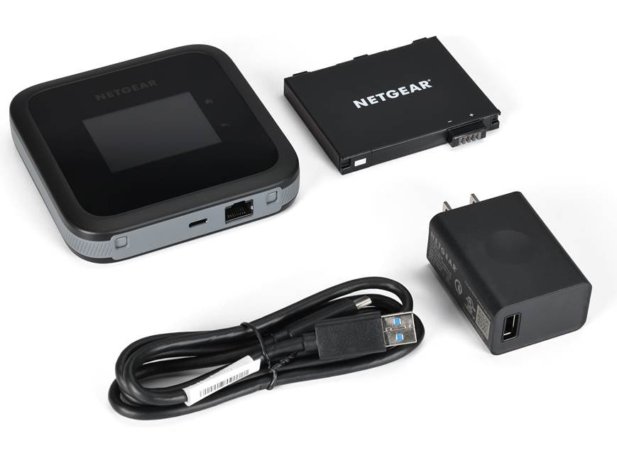 NETGEAR Nighthawk® M6 Dual-band Wi-Fi 6 Gigabit 5G mobile router