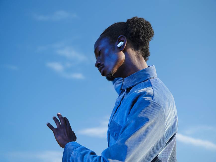 Bose QuietComfort Ultra Earbuds (Moonstone Blue) True wireless