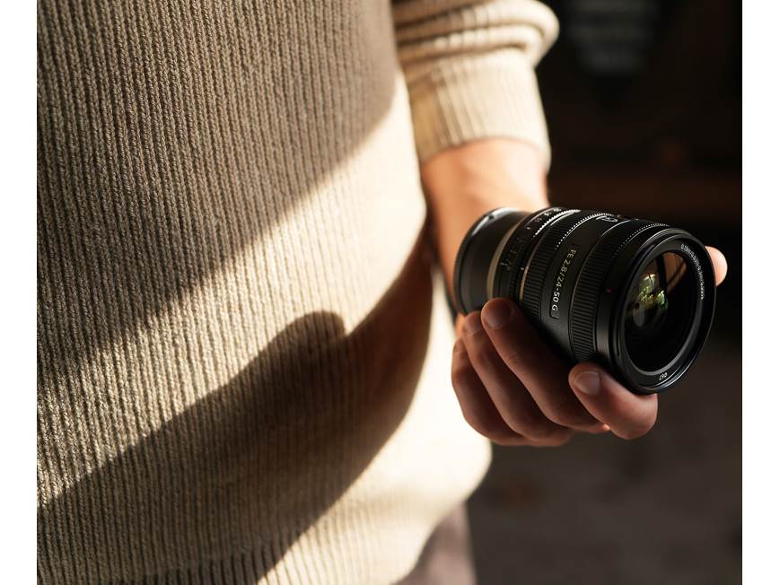 Sony FE 24-50mm f/2.8 G: price, highlights, specs, photos