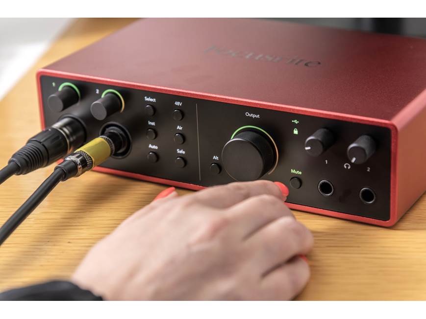 Focusrite Scarlett 16i16 (4th Generation) USB 2.0 (Type-C) audio