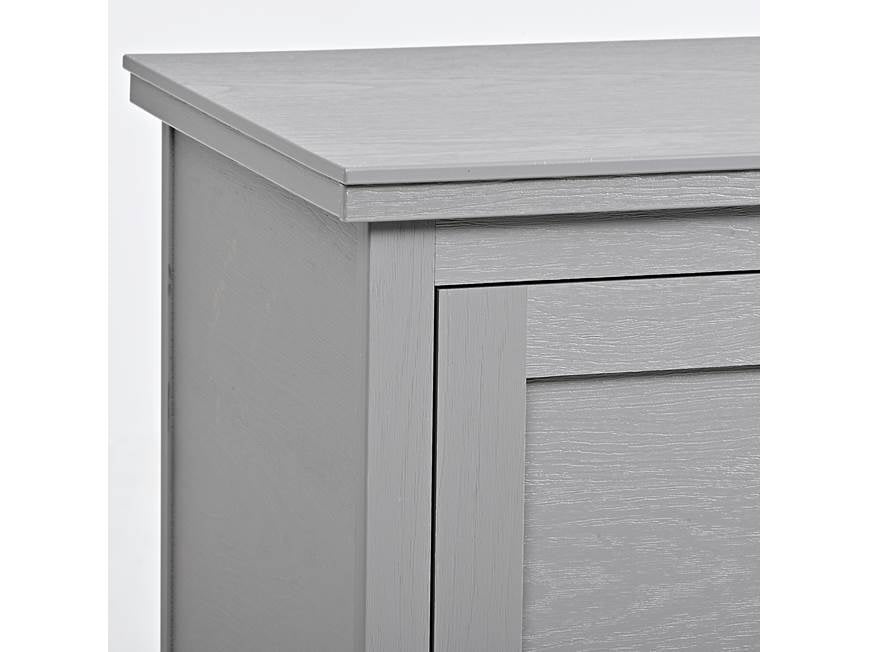 Corner/edge close-up of cabinet top