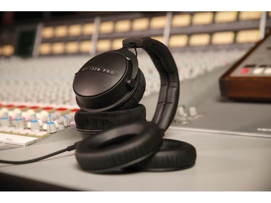 Beyerdynamic DT 1770 Pro MK II Closed-back wired over-ear studio