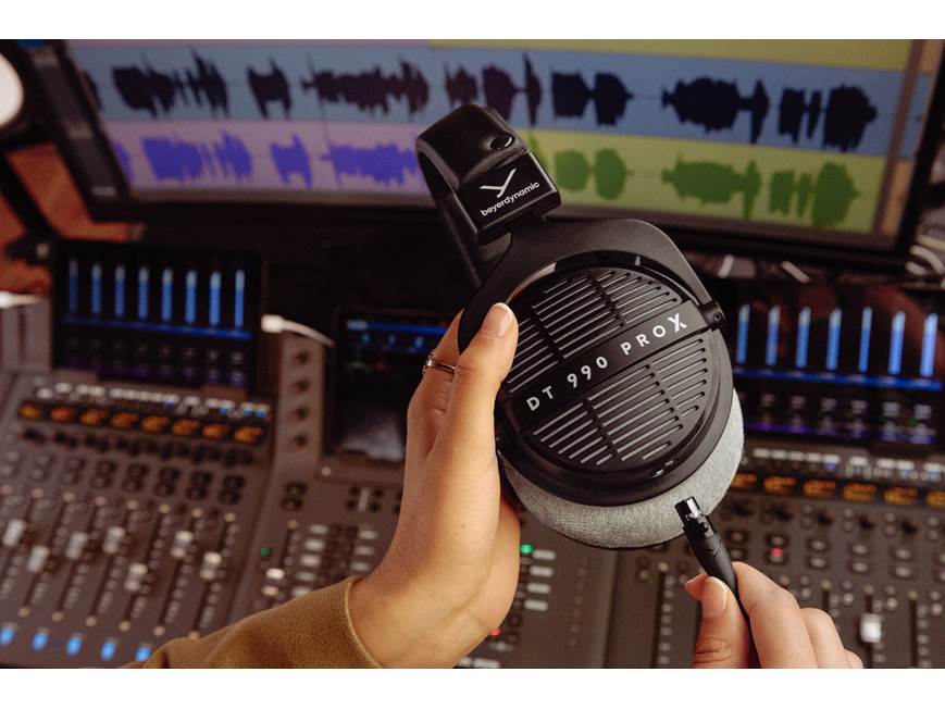 Beyerdynamic DT 990 Pro X Open-back wired over-ear studio