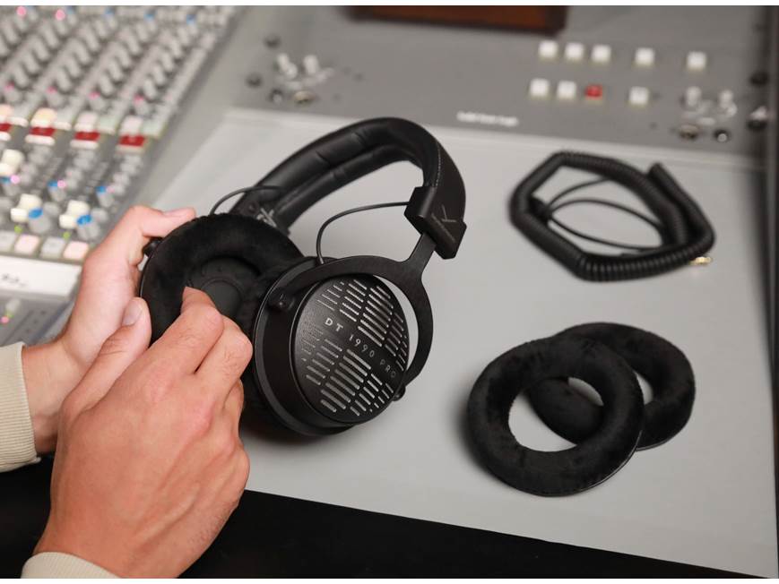 Beyerdynamic DT 1990 Pro MK II Open-back wired over-ear studio