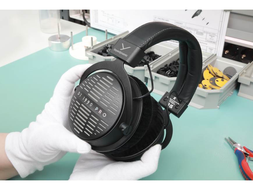 Beyerdynamic DT 1990 Pro MK II Open-back wired over-ear studio