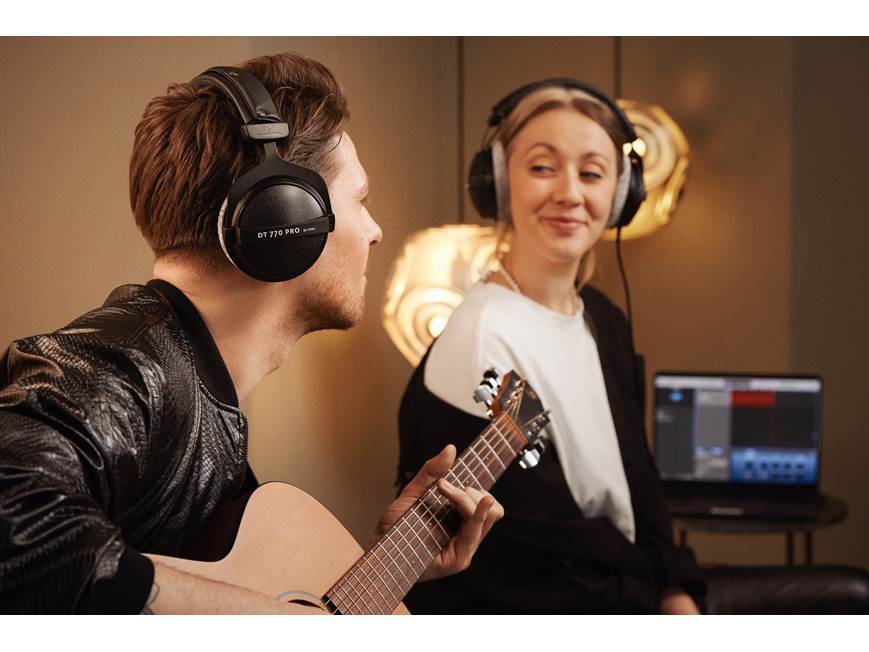 Beyerdynamic DT 770 Pro (80-ohm version) Closed-back wired over
