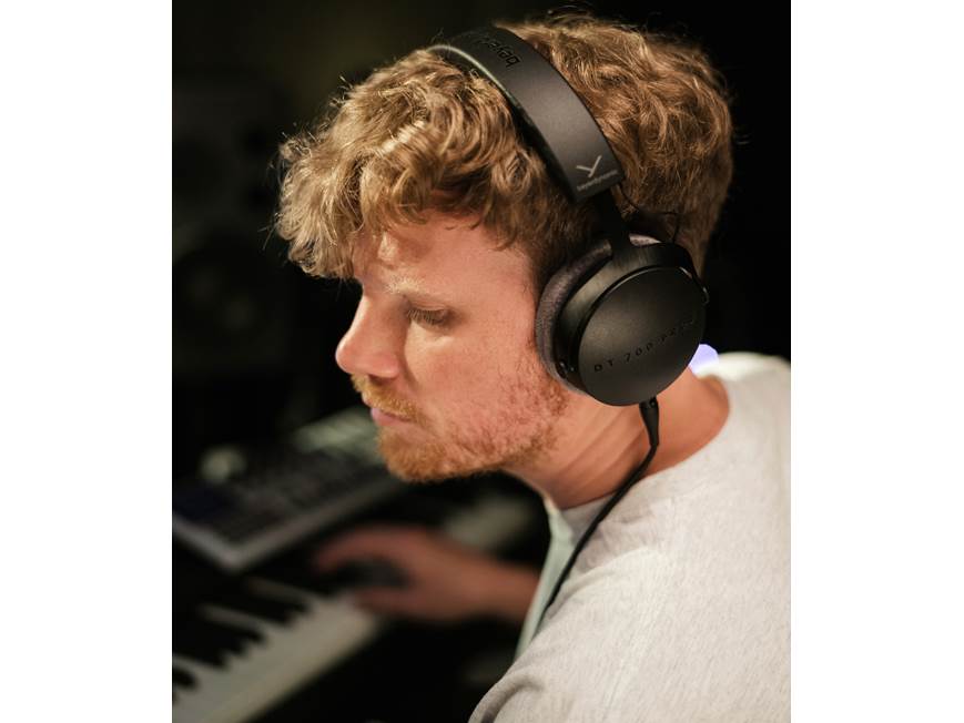 Beyerdynamic DT 700 Pro X Closed-back wired over-ear studio