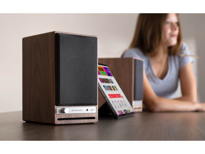 Audioengine HD4 (Walnut) Powered stereo speakers with Bluetooth