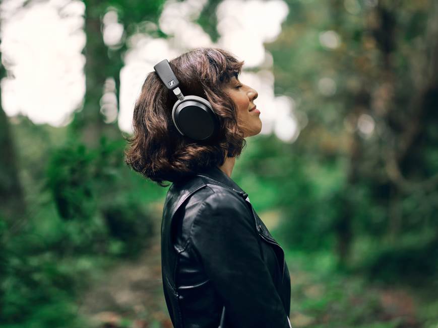 Sennheiser HDB 630 (Black) Over-ear wireless Bluetooth® noise