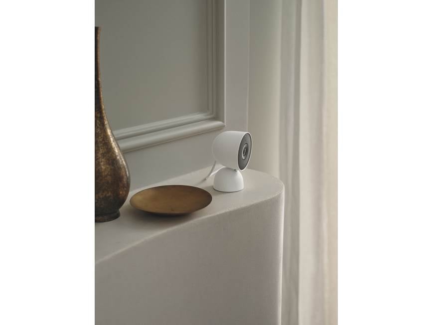 Google Nest Cam Indoor (Wired, 3rd Gen) (Snow) Plug-in, AI-powered