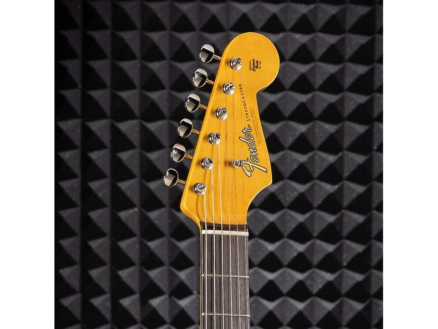 Fender American Vintage II 1965 Stratocaster® (7.8 lbs.) Vintage