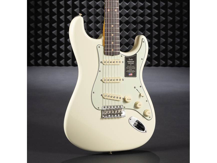 Fender American Vintage II 1961 Stratocaster® (8.0 lbs.) Vintage