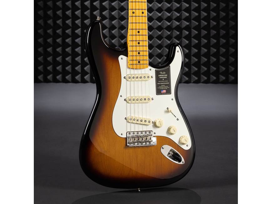 Fender American Vintage II 1957 Stratocaster® (7.8 lbs.) Vintage